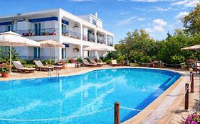 Villa Riviera